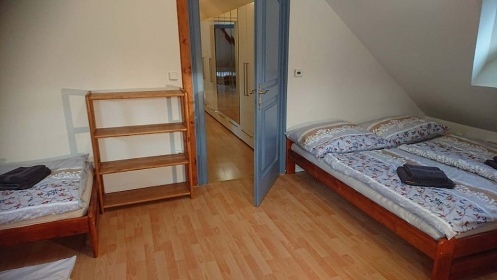 Chalupa bazén, wellness a dětské hřiště - Hořenec