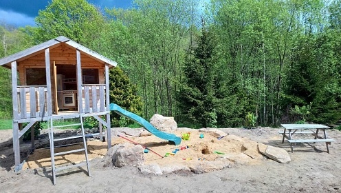 Chalupa bazén, wellness a dětské hřiště - Hořenec
