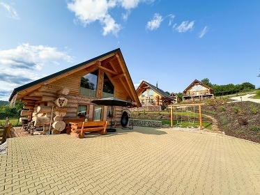 Sruby u jezera Nitriansk� Rudno - z�mek Bojnice