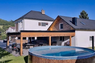 Wellness rekrean dm s baznem - Bukov hora