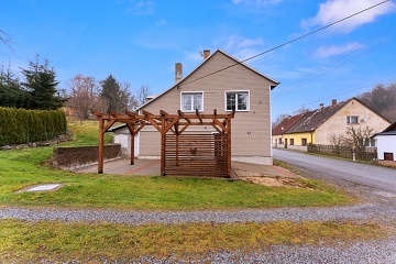 Chalupa u hradu Svojanov - Toulovcovy Matale