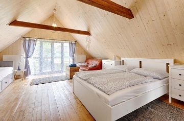 Chalupa rsk vrchy - Jimramov - hrad Pertejn