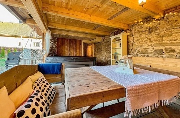 Chalupa rsk vrchy - Jimramov - hrad Pertejn