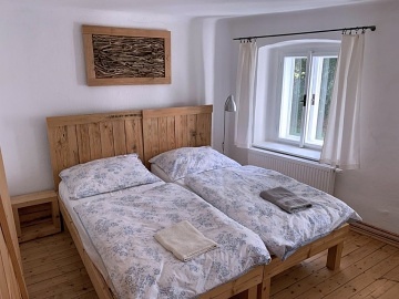 Chalupa �ern� v Po�umav� - jezero Lipno - Frymburk