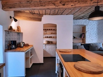 Chalupa �ern� v Po�umav� - jezero Lipno - Frymburk