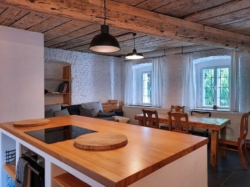 Chalupa �ern� v Po�umav� - jezero Lipno - Frymburk