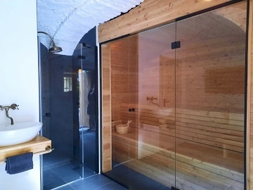 Chalupa �ern� v Po�umav� - jezero Lipno - Frymburk