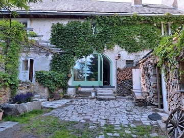 Chalupa �ern� v Po�umav� - jezero Lipno - Frymburk