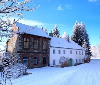 Chalupa �ern� v Po�umav� - jezero Lipno - Frymburk