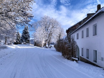 Chalupa �ern� v Po�umav� - jezero Lipno - Frymburk