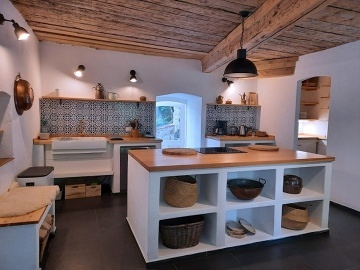 Chalupa �ern� v Po�umav� - jezero Lipno - Frymburk