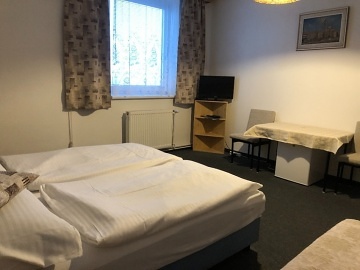 Penzion wellness a baz�n - CHKO ���rsk� vrchy