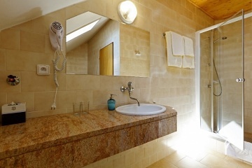 Penzion wellness a baz�n - CHKO ���rsk� vrchy