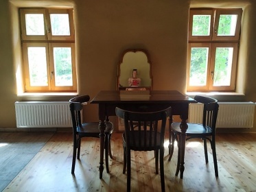 Chalupa pod Mikulčiným vrchem - Bílé Karpaty