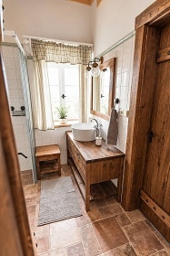 Roubenky u Kouteck�ho potoka - hrad Lipnice