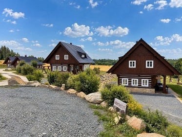Roubenky u Kouteck�ho potoka - hrad Lipnice