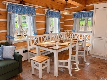 Roubenky u Kouteck�ho potoka - hrad Lipnice