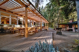 Hotel a sauna pod Melechovem - p�ehrada �vihov