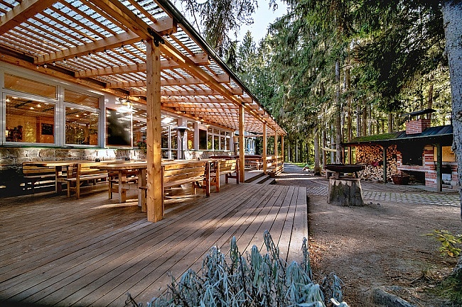 Hotel a sauna pod Melechovem - p�ehrada �vihov