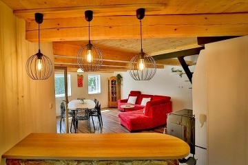 Chata s baz�nem - Plan� nad Lu�nic� - ji�n� �echy