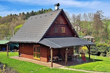 Chata s baz�nem - Geopark �esk� r�j - Novopacko