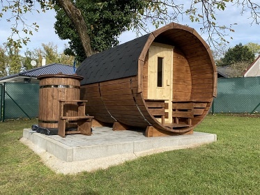 Chata s baz�nem a saunou - Fajnpark a Mir�kulum