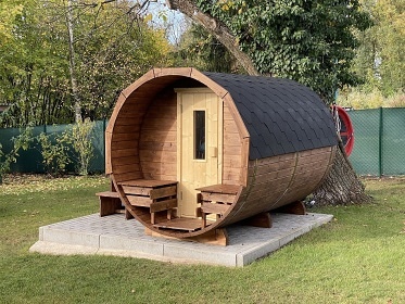 Chata s baz�nem a saunou - Fajnpark a Mir�kulum