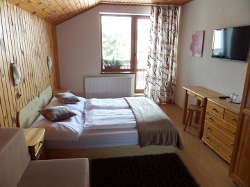 Chata Vysok� Tatry - �trbsk� Pleso - Lu�ivn�