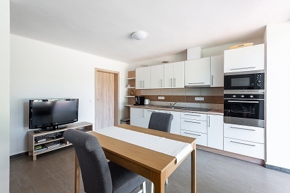 Chalupa �esk� les - Doma�lice - vrch �erchov