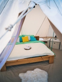 Glamping stany - v�hled na p�ehradu Slezsk� Harta