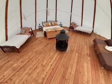 Glamping stany - v�hled na p�ehradu Slezsk� Harta