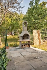 Chata s koupacm sudem - CHKO Bl Karpaty