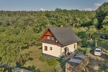 Chata s koupacm sudem - CHKO Bl Karpaty