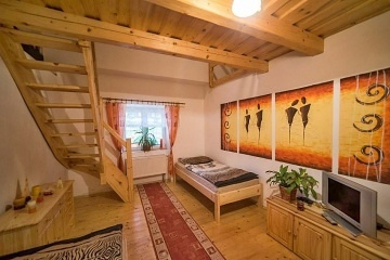 Wellness chalupa s baz�nem - p�ehrada Vranov