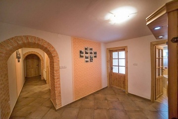 Wellness chalupa s baz�nem - p�ehrada Vranov