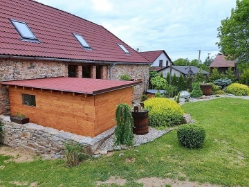 Wellness chalupa s baz�nem - p�ehrada Vranov