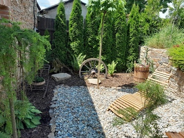 Wellness chalupa s baz�nem - p�ehrada Vranov