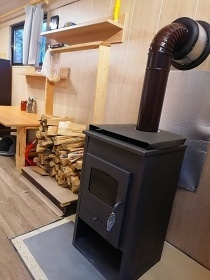 Glamping Medov� Maringotka - CHKO Pood��