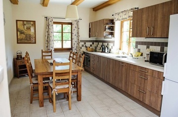 Chalupa s baz�nem - pod Je�t�dem - Ran� Malevil