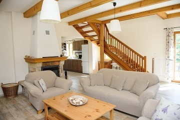 Chalupa s baz�nem - pod Je�t�dem - Ran� Malevil