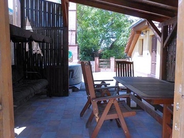 Chata a vinn sklep - Lednicko-valtick arel