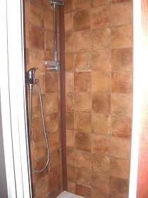 Chata esk rj - hrad Kost - Vyske - Troskovice