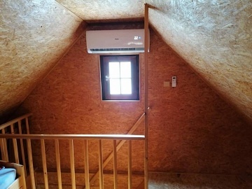Chata esk rj - hrad Kost - Vyske - Troskovice