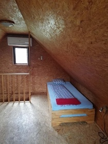 Chata esk rj - hrad Kost - Vyske - Troskovice