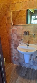 Chata esk rj - hrad Kost - Vyske - Troskovice