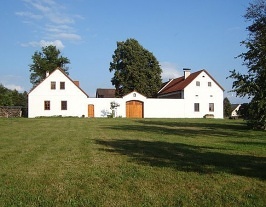 Nový objekt: Venkovský apartmánový statek - J. Hradec 2C-271