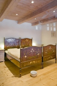 Chalupa s baznem - Orlick hory - Pastviny