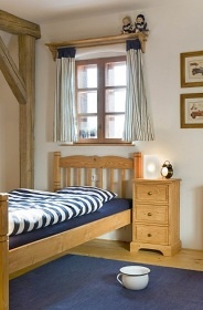 Chalupa s baznem - Orlick hory - Pastviny