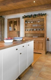 Chalupa s baznem - Orlick hory - Pastviny