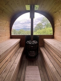 Chalupa s baznem - Orlick hory - Pastviny